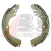 MITSUBISHI MB858927 Brake Shoe Set, parking brake